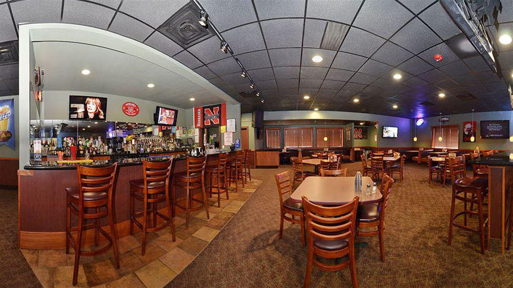 Quality Inn & Suites Ogallala Bagian luar foto